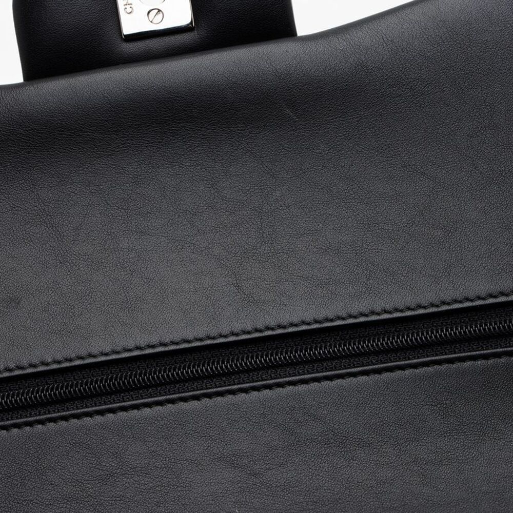 Chanel Patent Leather Classic Jumbo Double Flap Bag - Picture 10 of 10